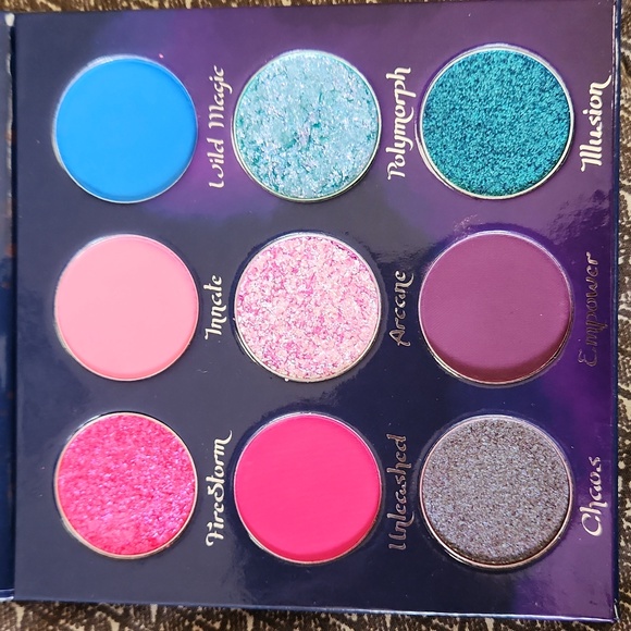 Fantasy Cosmetica Sorcerer Palette - Picture 1 of 3